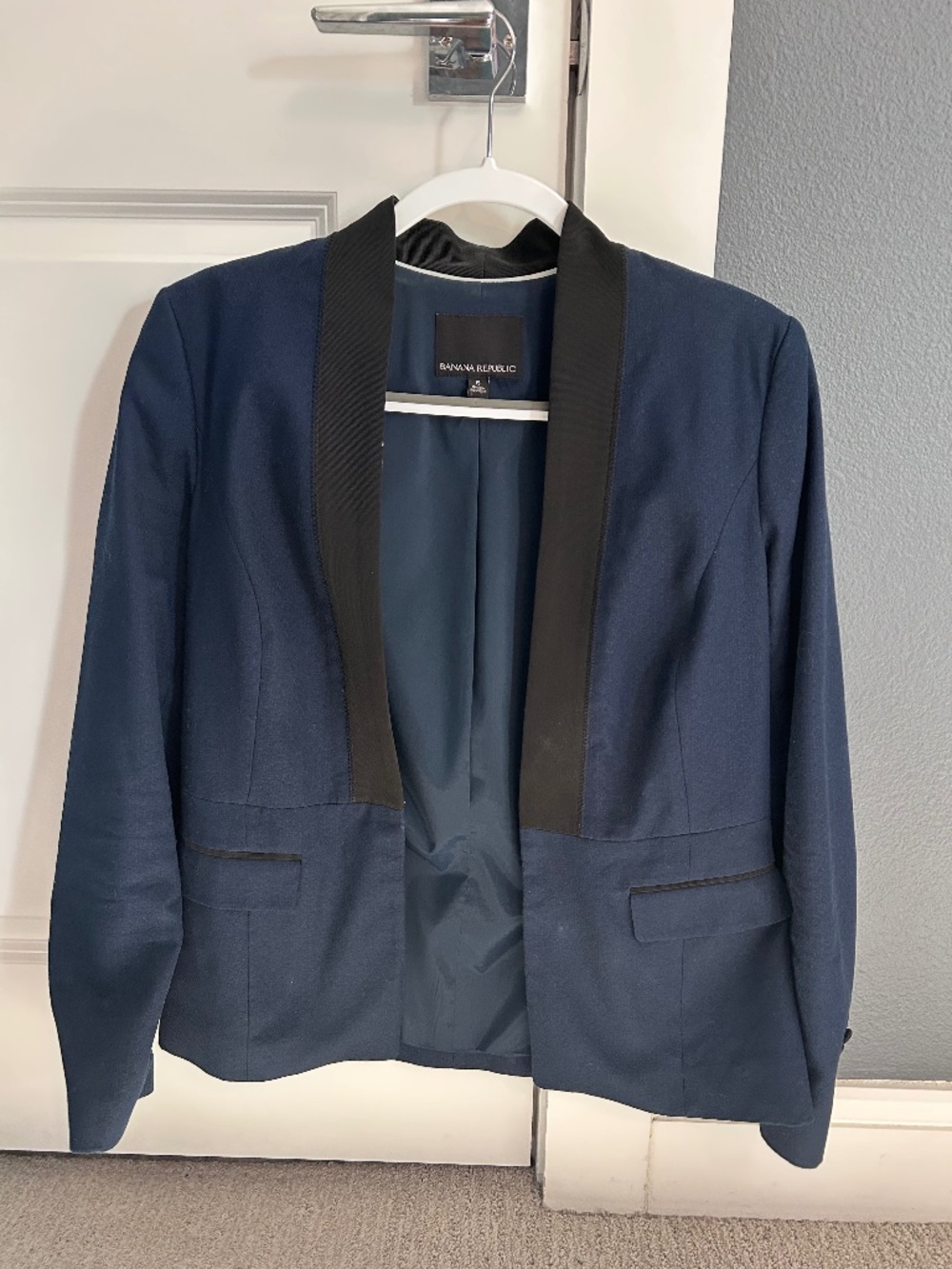 Banana Republic Navy Tuxedo Blazer Black Trim Sz 6